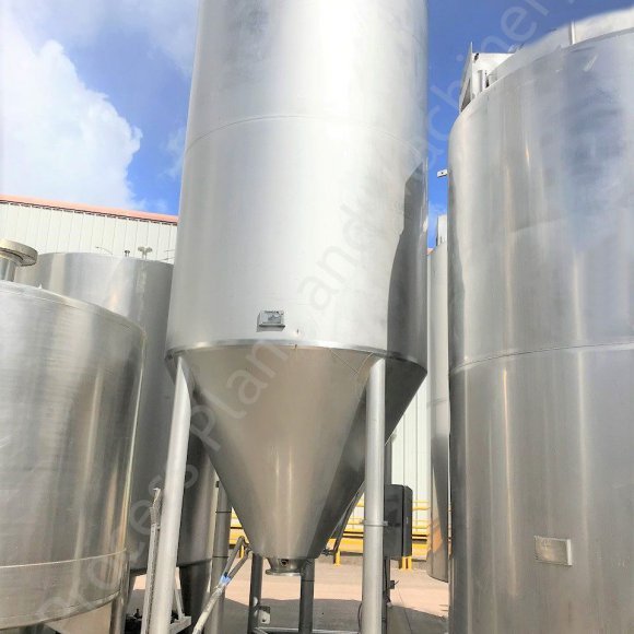 7,914 Ltr 316 Grade Stainless Steel Jacketed Vertical Holding Tank